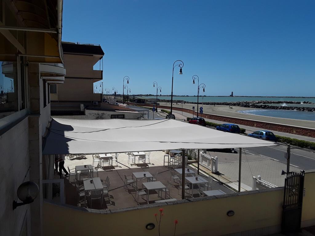 Rosa Dei Venti Hotel Fiumicino Luaran gambar